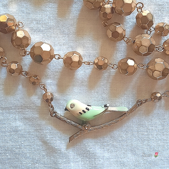 Bluebird on Branch Pendant Gold Tone Bead Necklace - Picture 1 of 3